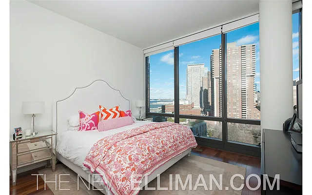 Rented by Douglas Elliman | media 24