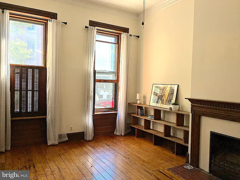 1713 Green St #2 — Photo 3