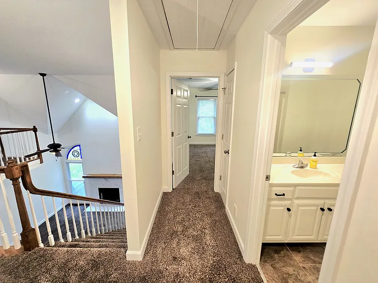 735 Courtland Ave — Photo 40