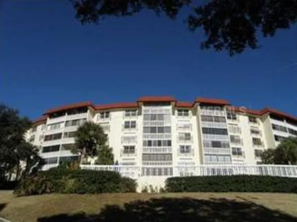 601 N McDonald St #408-1, Mount Dora, FL 32757