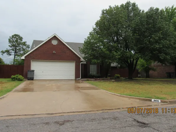 2419 NE 9th St, Lawton, OK 73507