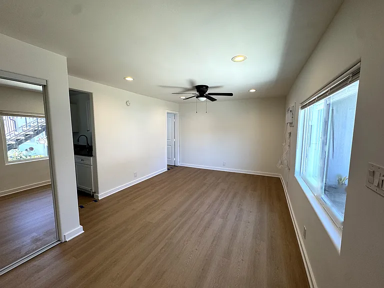 5907 Cahuenga Blvd #2 — Photo 6