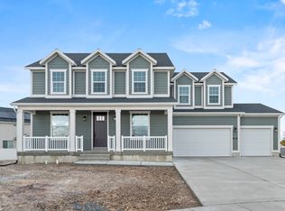 3186 W 2600 N, Clinton, UT 84015