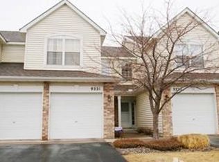 9221 Merrimac Ln N, Maple Grove, MN 55311