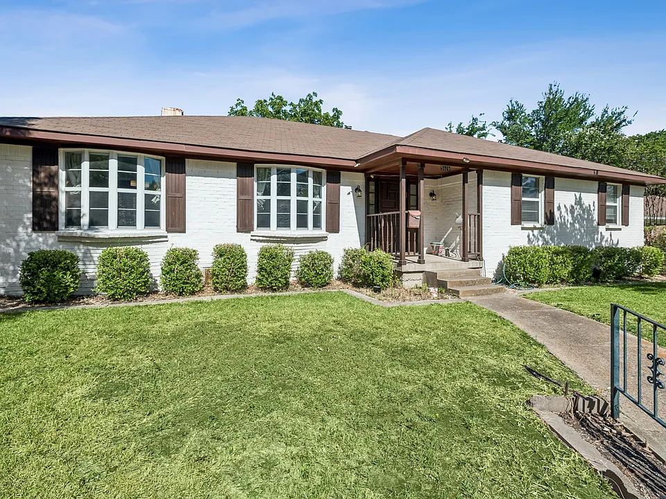5929 Canterview Dr