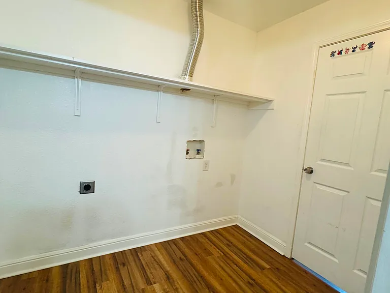 5206 Pond Lake Dr #2 — Photo 29