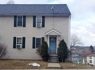 36 Rodney St, Worcester, MA 01605