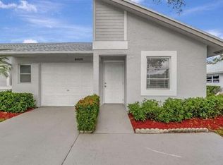 8625 Raintree Ct, Boca Raton, FL 33496