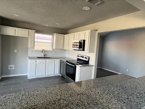 2nd image of 623 Mustang Ct