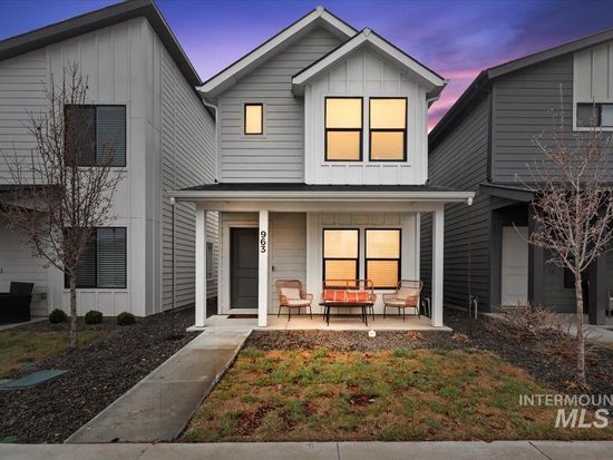 963 S Wavetrain Ave, Boise, ID 83709