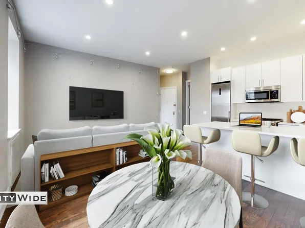 8 West Ninth Street image 2 of 7