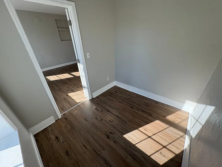 33 Jefferson St #2 — Photo 3
