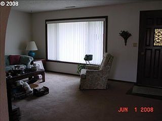 4th image of 2709 NE 82nd Cir