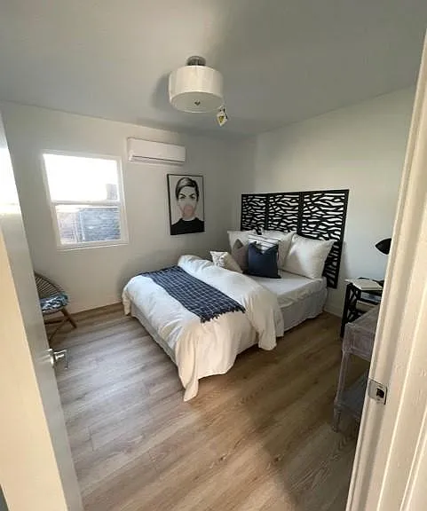 Heat and A/C in bedroom.