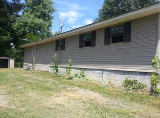 2752 W Francis Spring Rd, Whitwell, TN 37397