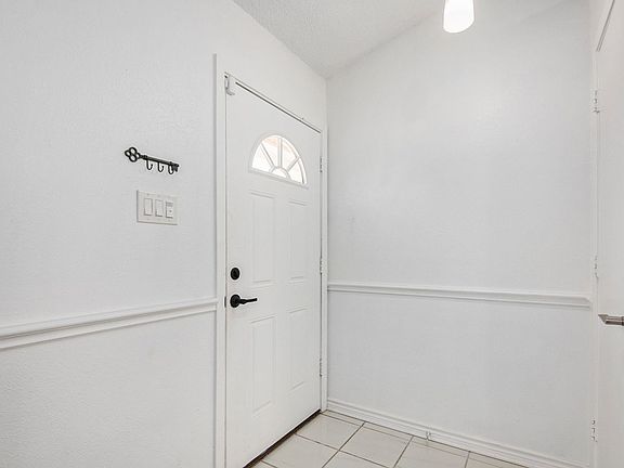 3rd image of 7320 Strawberry Way