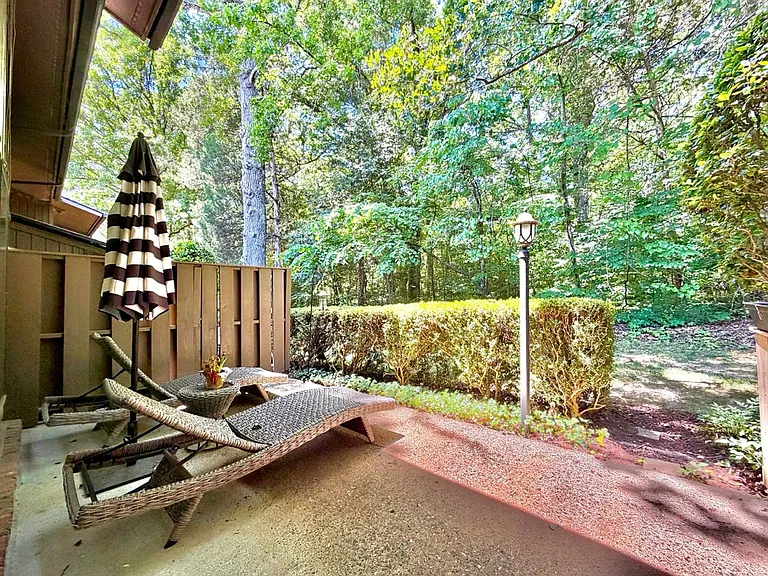 907 Oak Tree Dr — Photo 25