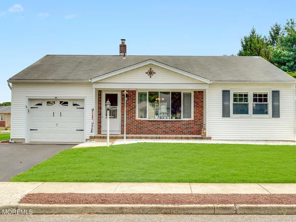 57 Westport Drive, Toms River, NJ 08757
