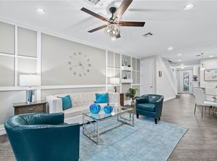 7701 Bristol Cir, Naples, FL 34120