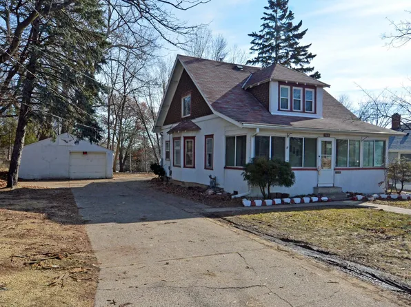 400 White Bear Ave N, Saint Paul, MN 55106
