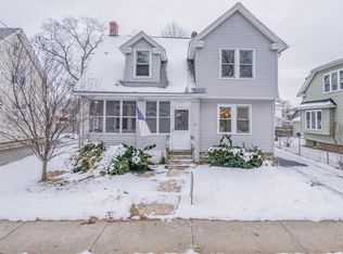 45 Meredith St, Springfield, MA 01108