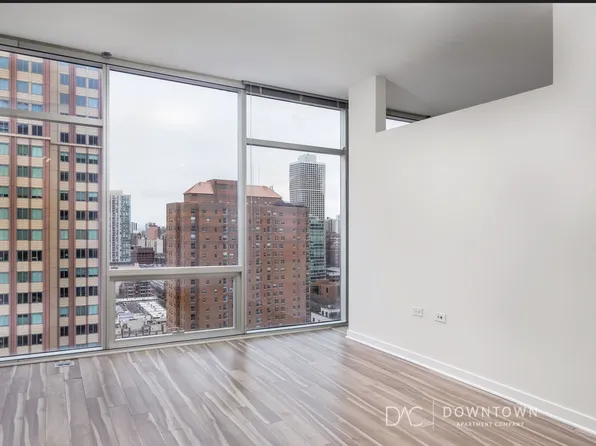 777 N La Salle Dr #2, Chicago, IL 60654