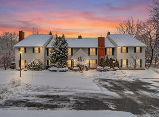 74 Homestead Village Dr, Warwick, NY 10990