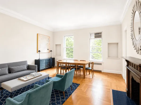 53 W 73rd St #2AB, New York, NY 10023