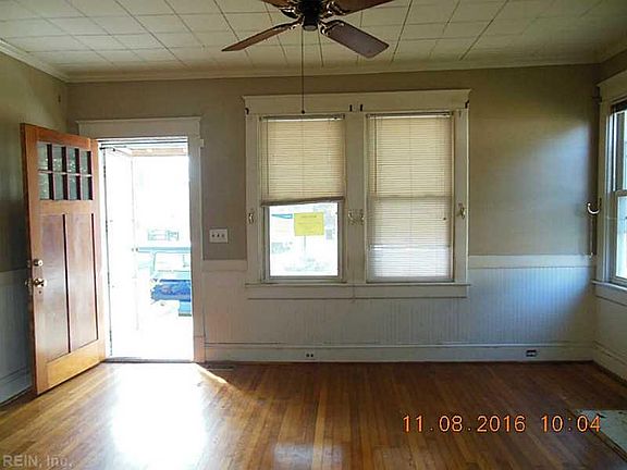 2nd image of 105 Maxwell Ave