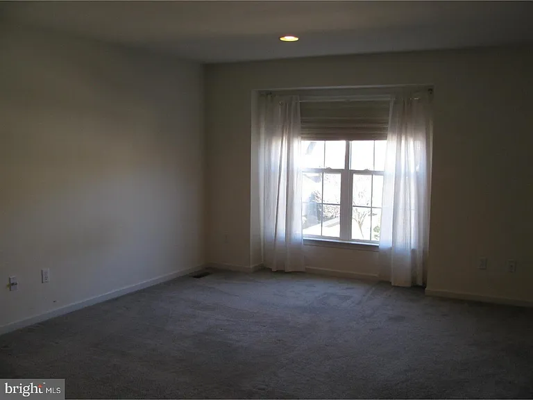 218 Silverbell Ct — Photo 19