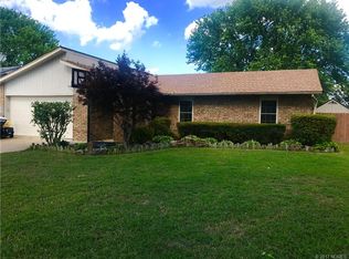 4010 Chaucer St, Muskogee, OK 74403