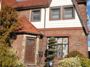 18919 46th Ave, Flushing, NY
