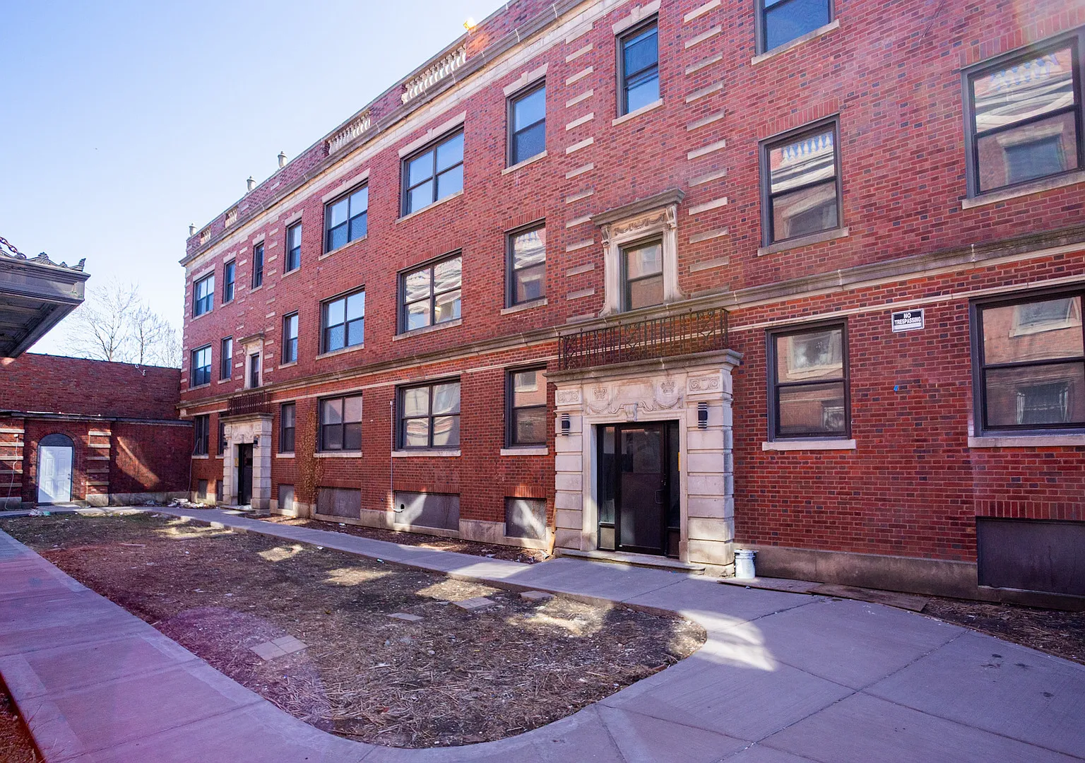 2 bed, 650 sqft, $1,650 — Photo 2