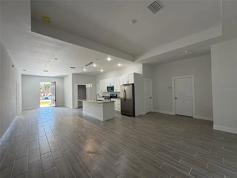 358 Albatross Rd — Photo 9