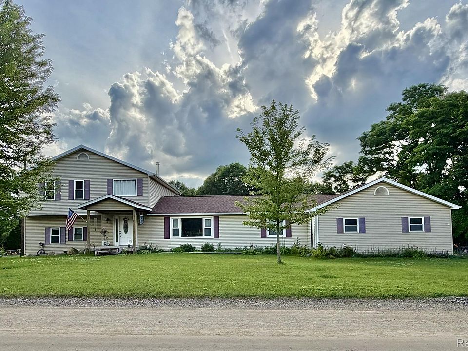 1st image of 4070 Blood Rd