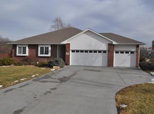 2600 W Cardwell Rd, Lincoln, NE 68523