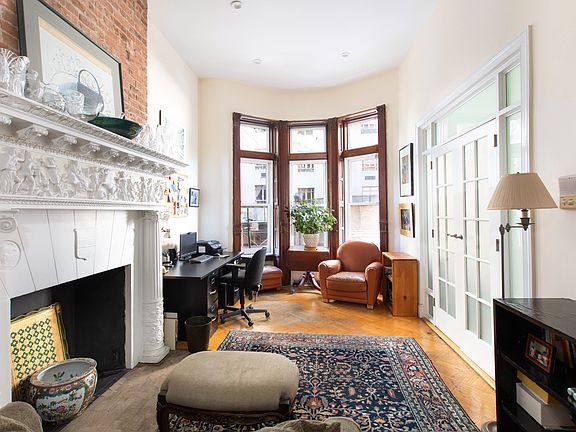 5th image of 6 W 71st St #1AB