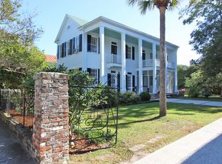34 New St, Charleston, SC 29401