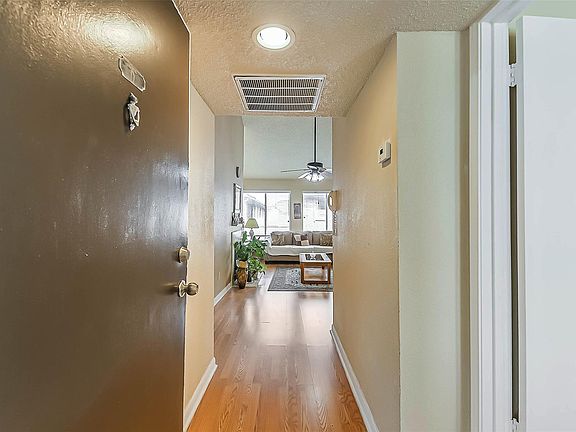 4th image of 12400 Overbrook Ln APT 59D