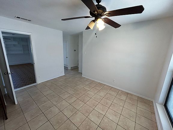 5th image of 1708 Donna Dr