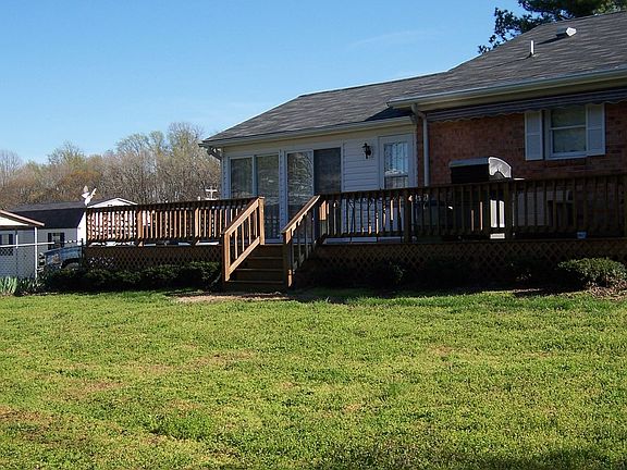 2nd image of 86 Coan Harbour Dr