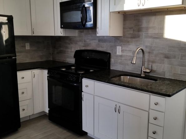 1304 44th St APT 2