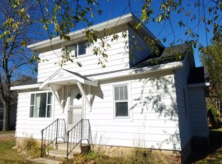 1215 Royalton St, Waupaca, WI 54981