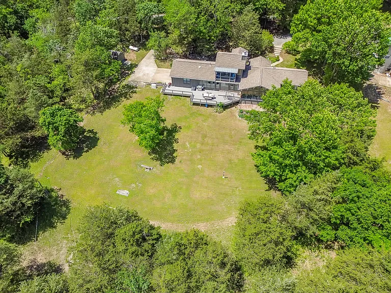 13014 Schoolhouse Dr #ID1375234P — Photo 32