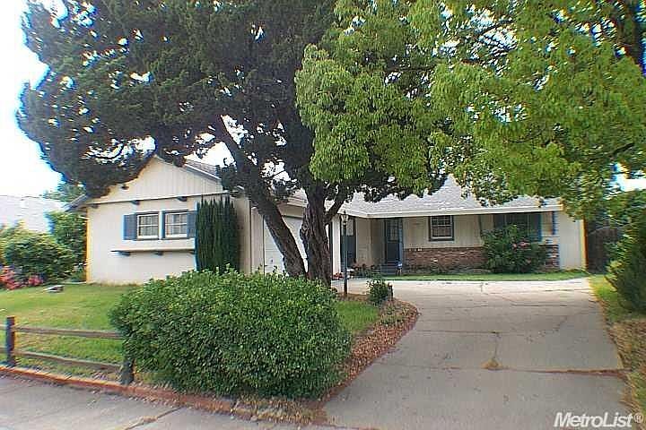 1st image of 7490 Carella Dr