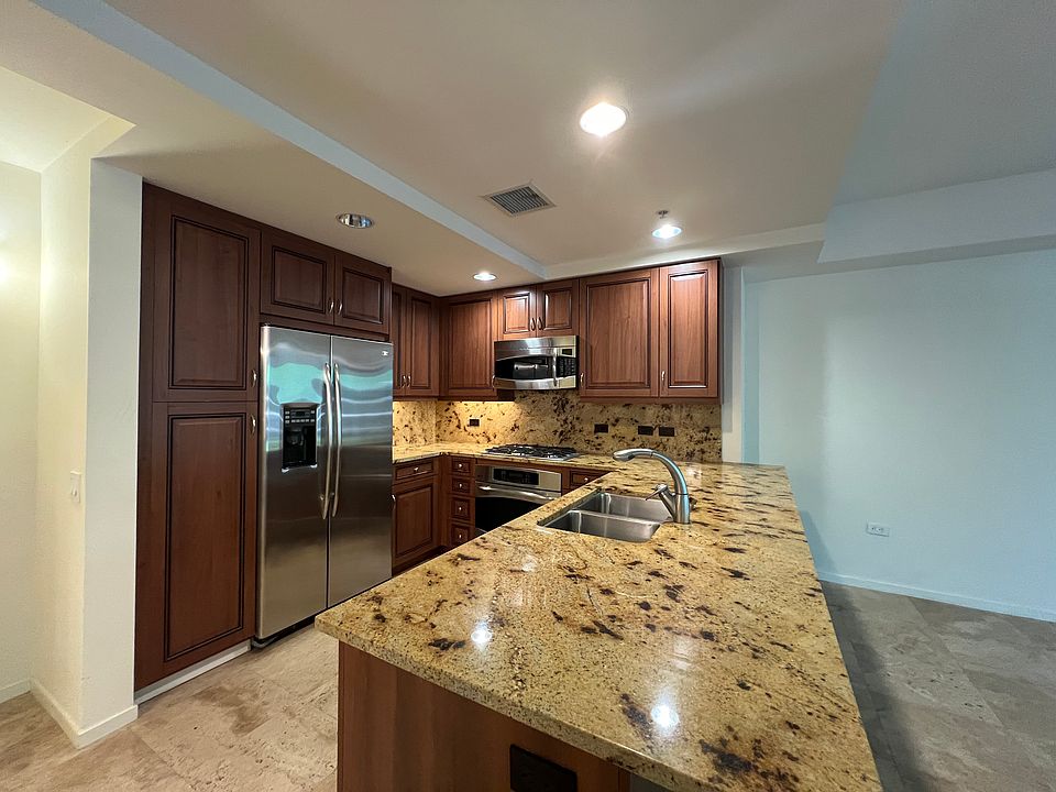 1st image of 7131 E Rancho Vista Dr Unit 1006