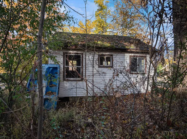 12340 Canter St NE, Belding, MI 48809