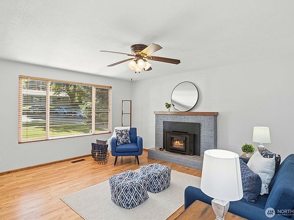 4th image of 17023 113th Avenue SE