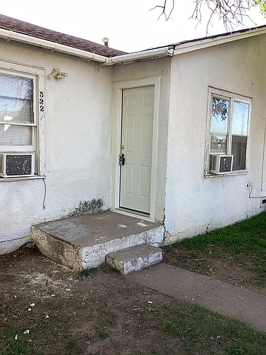 522 S Ave E Photo 1