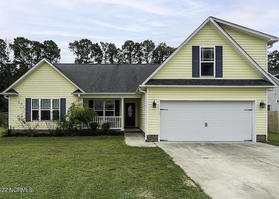 1st image of 213 Pecan Grove Ct